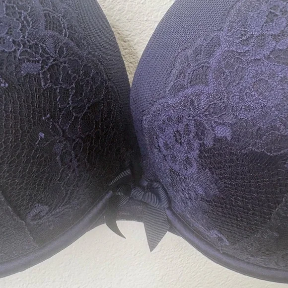Torrid Push Up Plunge Size 44D Purple Lace Bra - Picture 2 of 6
